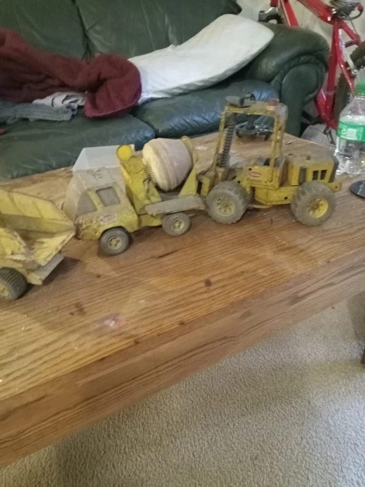 Tonka Toys 1960s Steel Cement Mixer Fork Lift Enloader Amd Dump Truck - Image 3 of 4