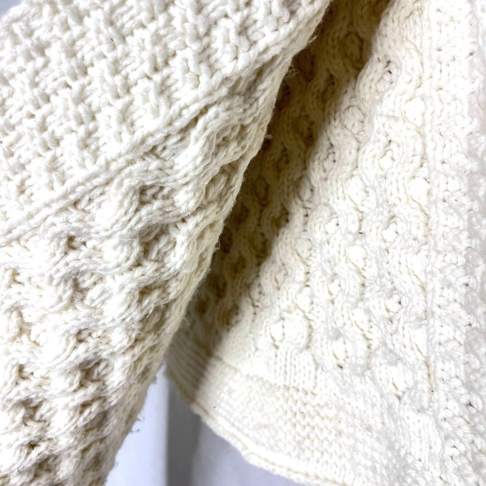 Jingles & Joy White Christmas cable knit Festive Holiday Table Runner 14”X 72”