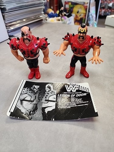 Vintage 1991 Hasbro WWF Wrestling Action Figure Th...