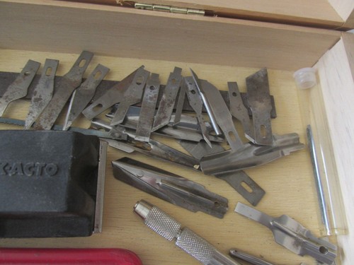 Vintage X-acto Workshop Knife Set Plane, Scraper Hammer 50 Pieces Wood Box - Picture 5 of 8