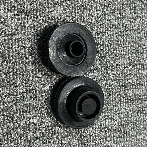 2PCS For TOYOTA 1652320020 UPPER INSULATOR Radiator Mount Bushing Useful New - Picture 4 of 5