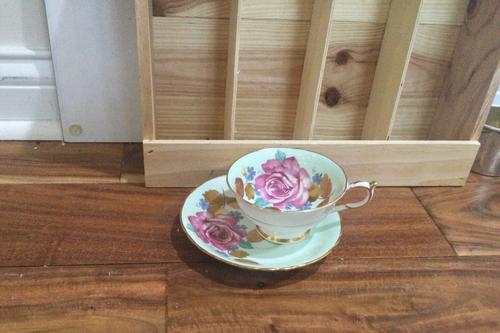 Seltene Double Warrant Paragon große rosa rosegold Blatt grün Teetasse Untertasse - Bild 1 von 10