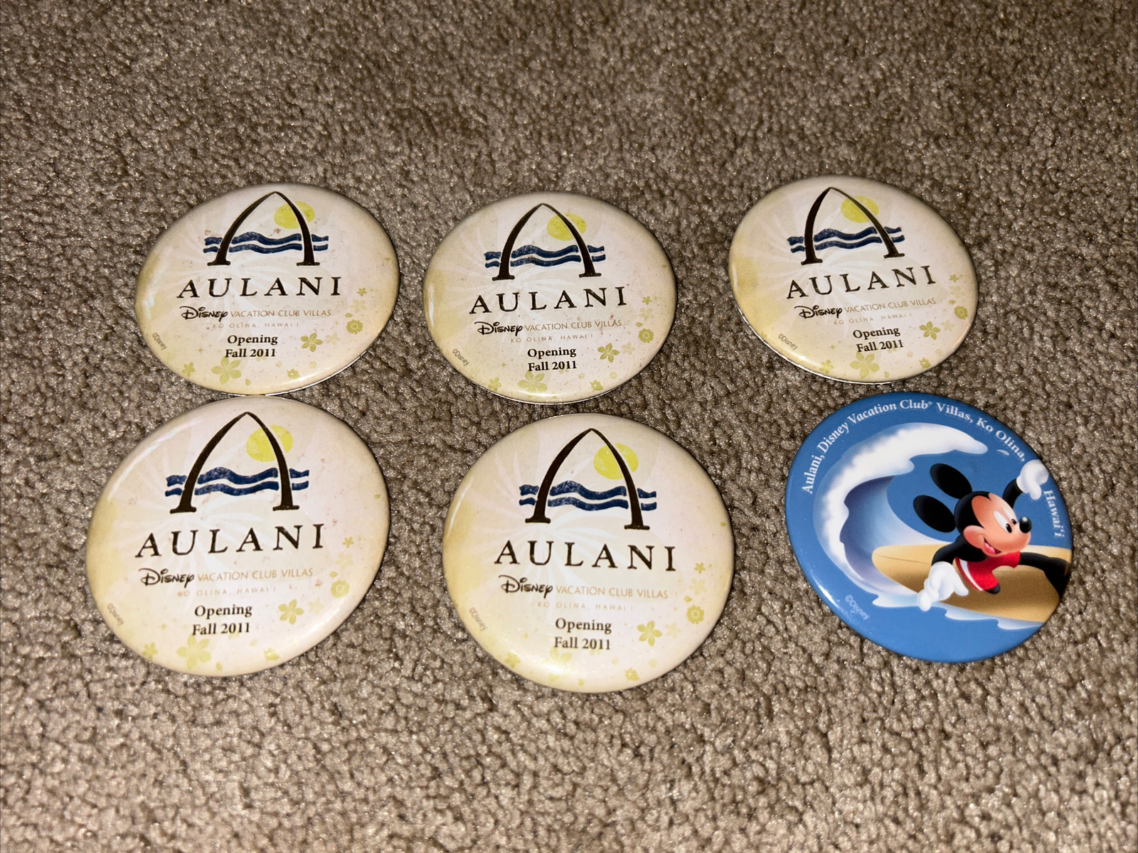 6 Disney AULANI Vacation Club Villas Pins Buttons Fall 2011 Ko Olina 6-disney-aulani-vacation-club-villas-pins-buttons-fall-2011-ko-olina