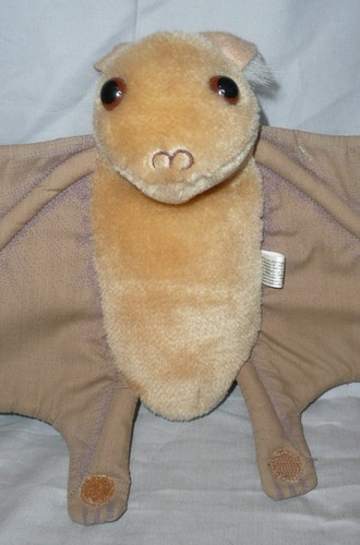 Stellaluna Bat Plush Puppet 1994 Book Character Merry Makers Stuffed Animal TAGS - Picture 2 of 8
