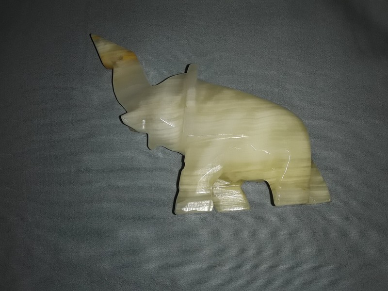 Vintage Carved Sculpture Alabaster Marble Stone Or ONYX Elephant Figurine