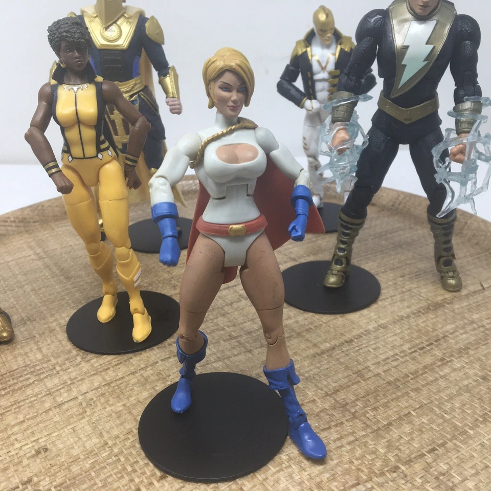 Lote de 6 figuras sueltas de cómics de Justice Society JSA DC Shazam Black Adam Vixen Ray Foto 2 de 4