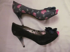 POETIC LICENCE SUMMER BLOOM rosette polka dot floral NAVY pumps shoes 7.5 M NEW 