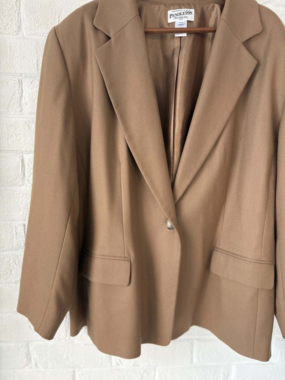 EUC Pendleton 100% Virgin Wool Camel Lined Blazer… - image 3