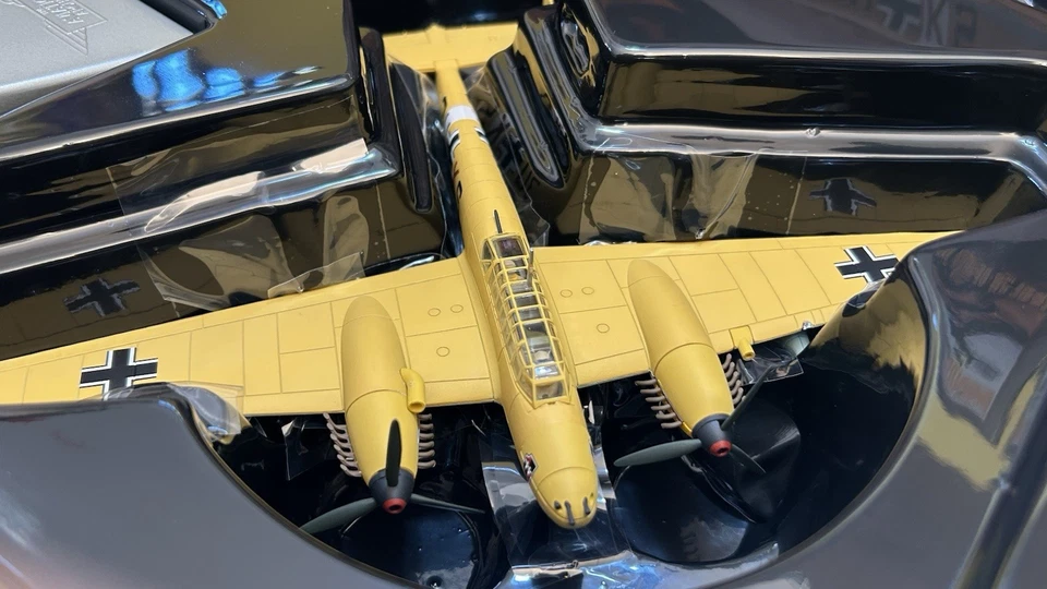 *CORGI AA38511 MESSERSCHMITT BF 110E-2 (TROP) HORST WESSEL NORTH AFRICA 1941 NEW - Image 4 of 4