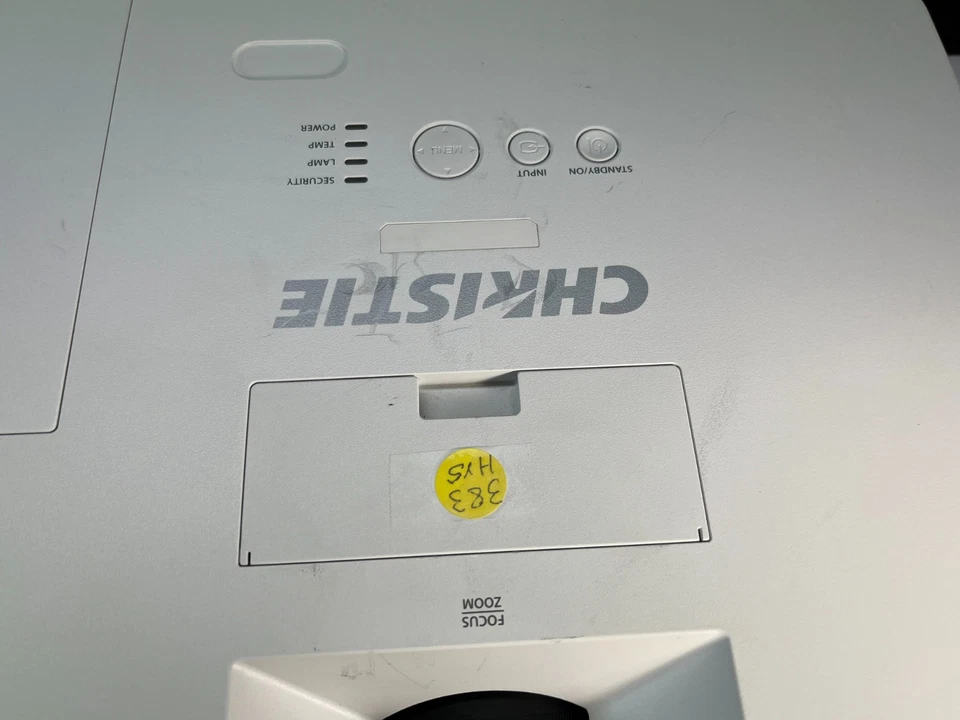 CHRISTIE LWU502 WUXGA FULL HD PROJECTOR 5000 LUMENS - 383 HOURS - Image 3 of 4