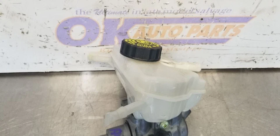 18 MERCEDES BENZ AMG E63S W213 4,0 L FRENO CILINDRO MAESTRO Foto 2 de 4