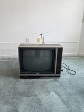 RARE 1980s Toshiba Black stripe 19” tv RETRO LOOK RARE, Tested Works 🔥 CF906