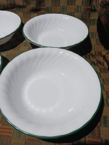4 Corning Ware Corelle Callaway Ivy 7 1/4" Green Rim Swirl Cereal Soup Bowls - Picture 6 of 14