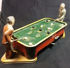 VINTAGE RANGER - BILLIARD TABLE DOUBLE POOL PLAYERS TIN TOY WINDUP WORKS