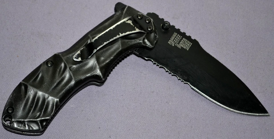 Smith & Wesson Black Ops SWBLOP3S Assisted Opening Folding Knife - Great - Image 4 of 4