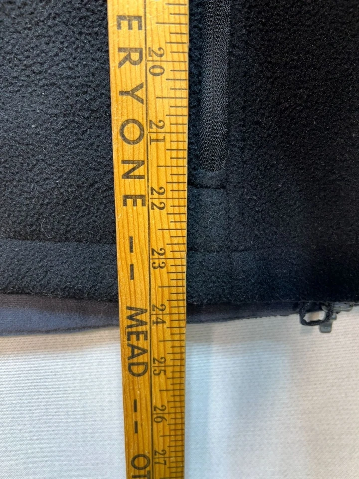 Cárdigan de vacaciones Port Authority para mujer chaleco polar M negro bordado copo de nieve Foto 4 de 4