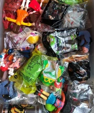 Fast Food Happy Meal TOY LOT 5 Pieces McDonald’s Burger King Chik Fil A #1574