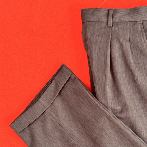 GEOFFREY BEENE ... Pleat & Cuff Dress Pants ... Gray ... Size 36 x 32 - Picture 3 of 12