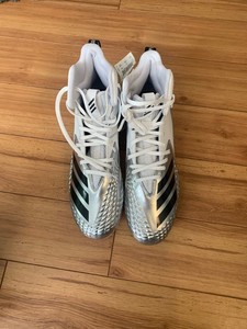 adidas men's freak mid md von football cleats