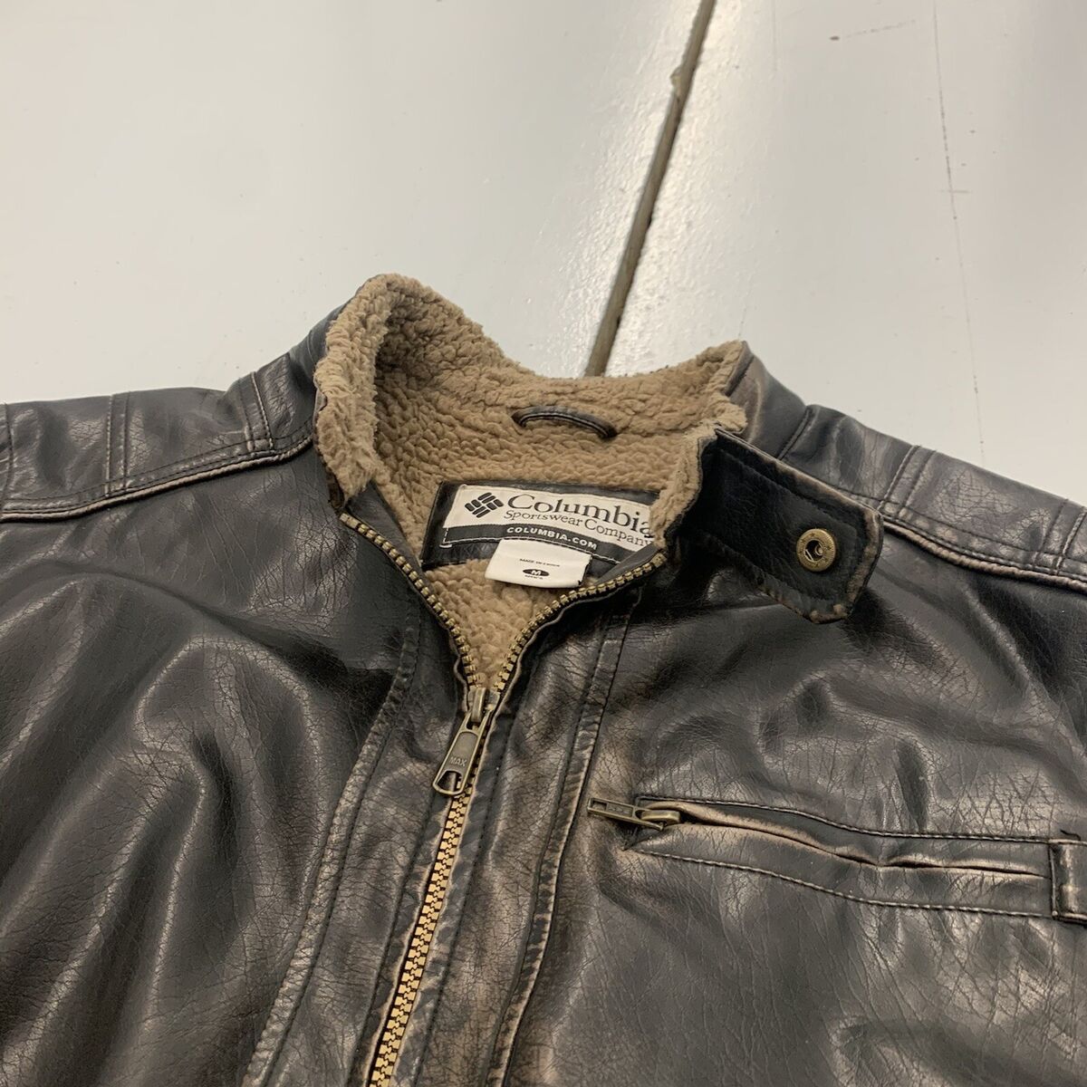 Vintage 90s Columbia Sportswear Biker Zip Black Leather Vintage 90s Columbia Sportswear Biker Zip Black Leather