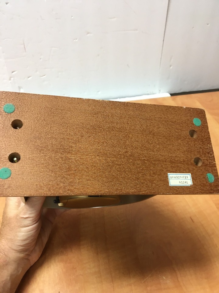 VINTAGE VERICHRON GMT WORLD TIME QUARTZ MANTEL CLOCK RED ARROW SECOND