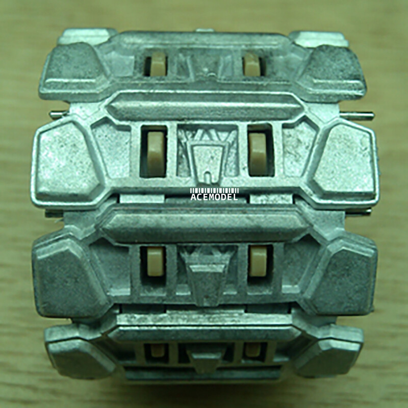 1/100 Earth Federation Type 61 Tank Gundam UC Metal Tracks for