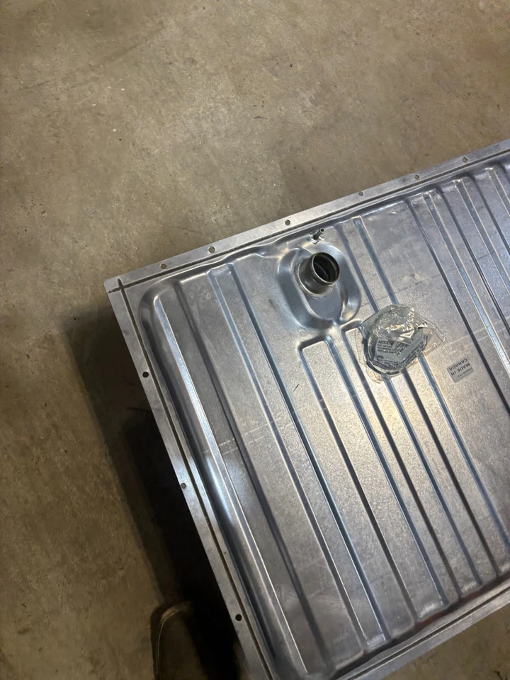 Ford Falcon Mercury Comet 1960-1965 maletero tanque de gasolina contenedor de combustible jarra 61 62 63 4 Foto 2 de 4