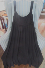 EUC...FRESH PRODUCE SOLID COLOR IMPROMPTU DRESS.. FLATTERING  VERSATILE... M 