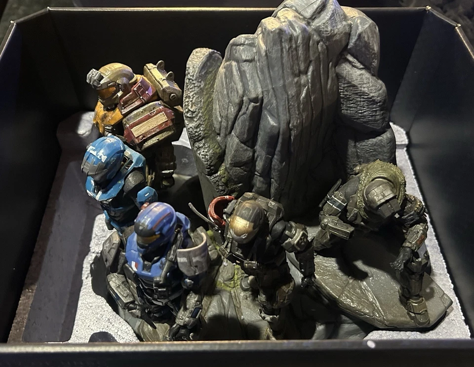 Estatua del Equipo Halo: Reach Noble NUEVA EN CAJA Completa Sellada Diario Halsey Ver Detalles Foto 2 de 4