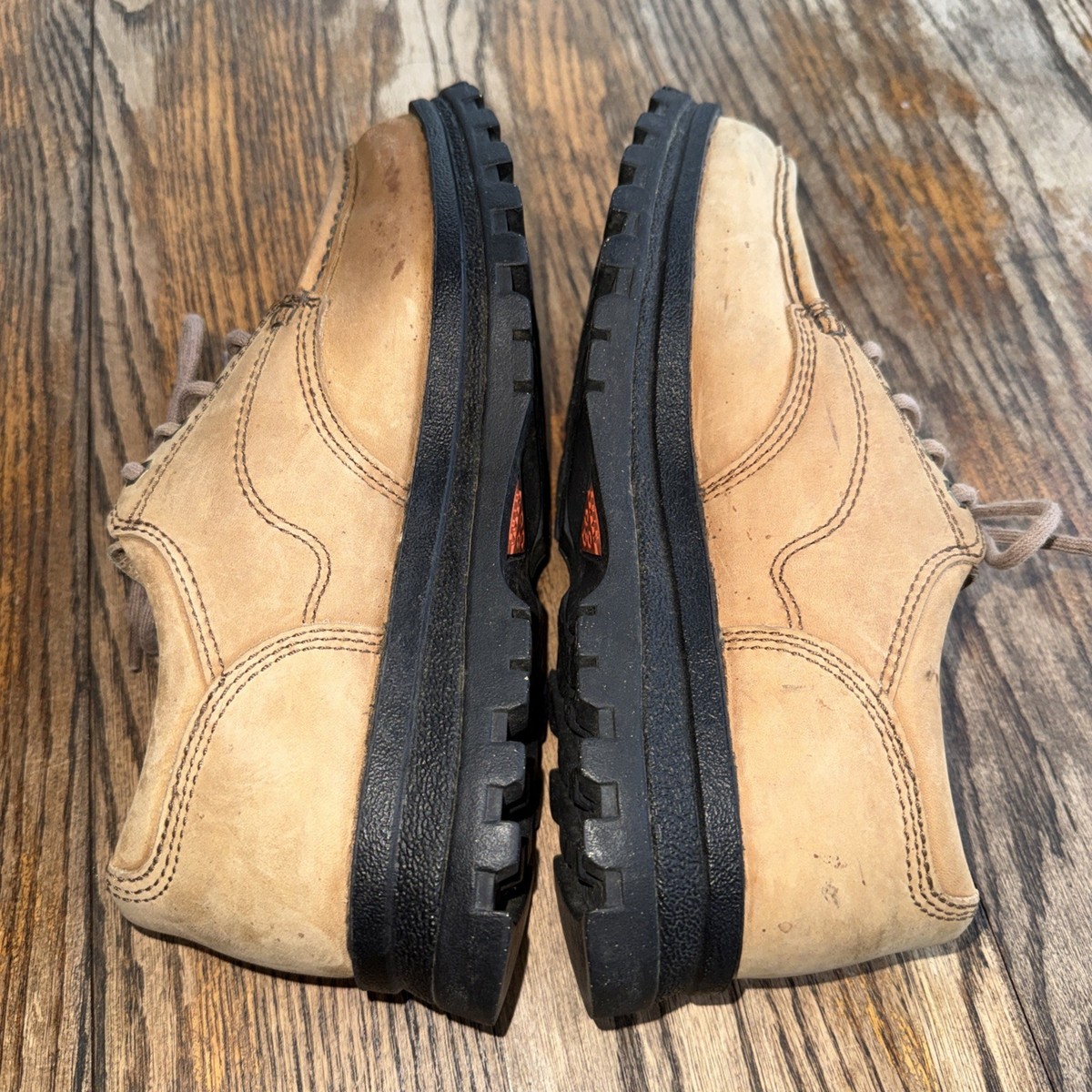 VINTAGE/RARE Nike Air Cairngorm Ankle ACG 90's boot Size 8 Unisex