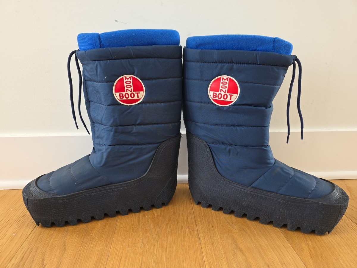 Vintage Men\'s Lascoste Blue Stripe Original 1960\'s Moon landing Boot Size ~10 NASA put a man on the moon. But look a bit closer at Mission  main image 3