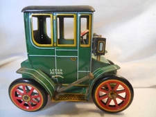 TIN LITHO CAR Lever Action  Modern Toys Japan Green 4 1/2"