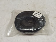 Pair of brand new stretch on headphone ear pads B43-506 45325 NIP 07