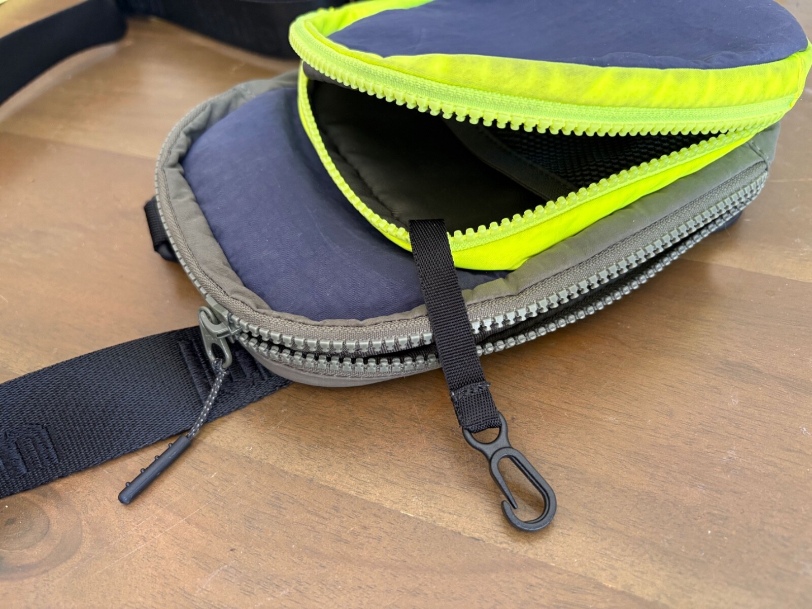 Lululemon Crossbody Bag in Navy Blue with Neon Yellow Accents and Detachable Black Strap EUC-image