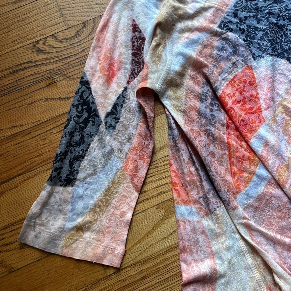 Super Soft Abstract Patchwork Top - image 4