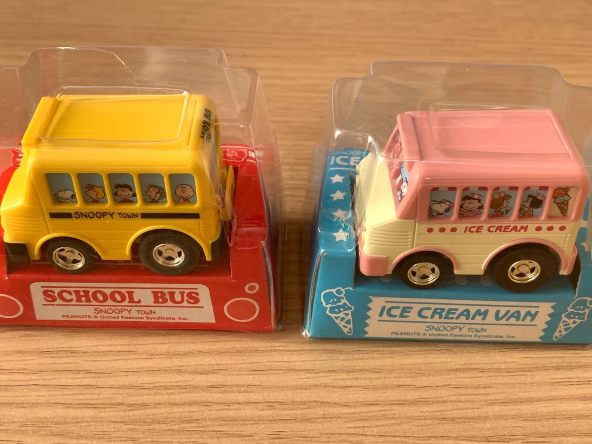 SALE Choro Q TAKARA SNOOPY TOWN PEANUTS SCHOOL BUS ICE CREAM VAN Pull Back NEW
