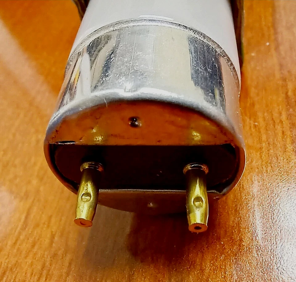 4-Pack SunliteF25T8/SP841 25W 36" T8 Fluorescent Tube 4100K Cool White [485-367] - Image 3 of 4