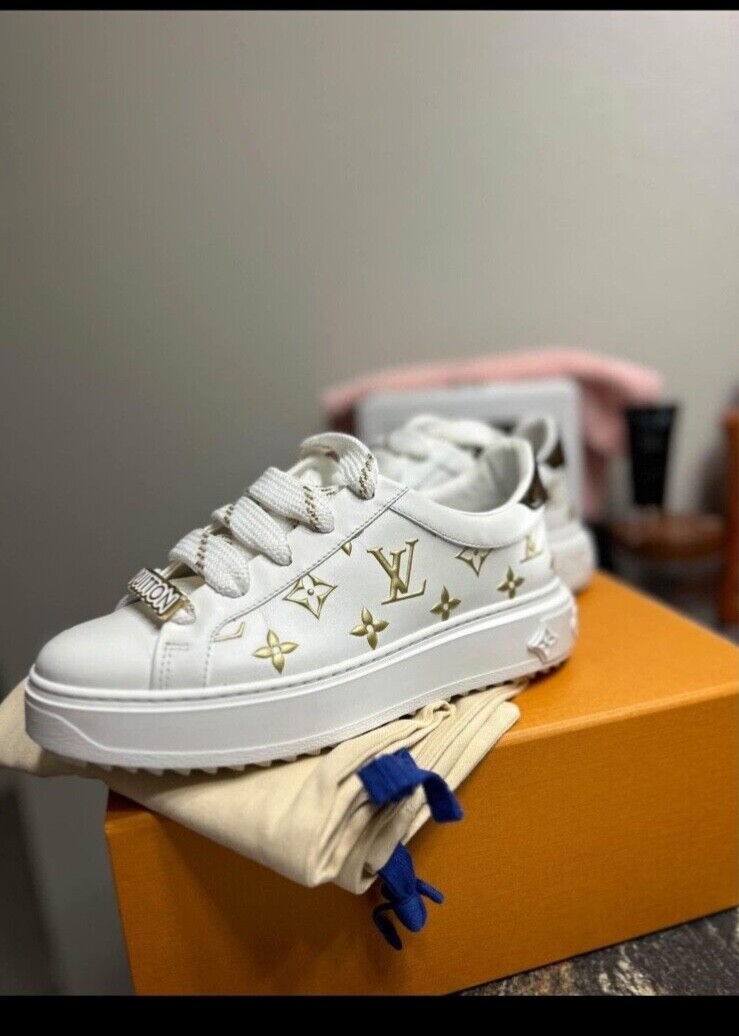 louis-vuitton sneakers women 6.5 time out sneakers white and gold