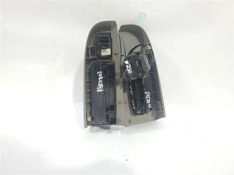 All 4 Window Door Switches OEM 2002 Cadillac Escalade EXT - Image 4 of 4