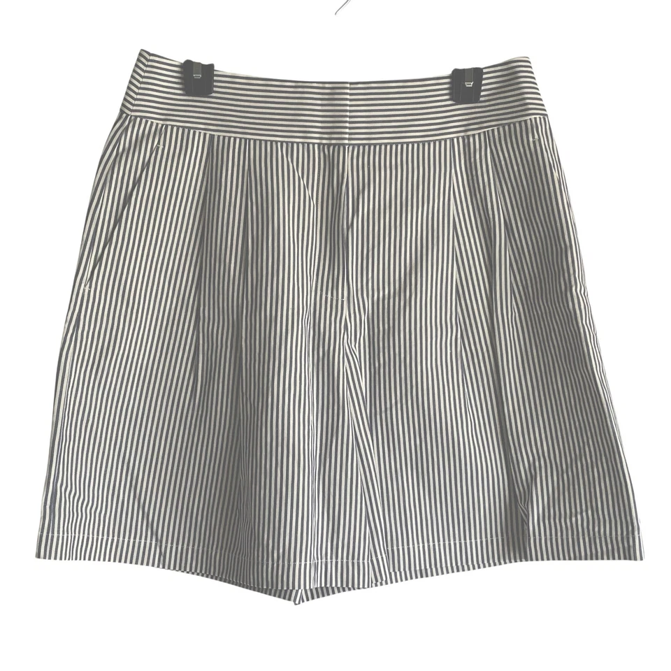 Pantalones Cortos Lafayette 148 Leroy Plisados Rayas Azul Blanco Mezcla de Algodón Sarga Talla 8 Foto 2 de 4