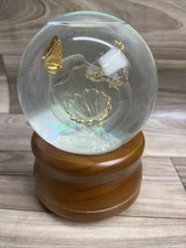 Snow Globe Hummingbird Music Box Water-lighted Plays Music