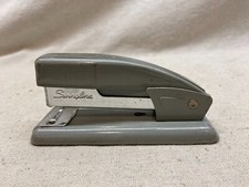 VTG Swingline 99 Stapler D-187509 Gray Desktop Made In USA Fully Functional 4.5