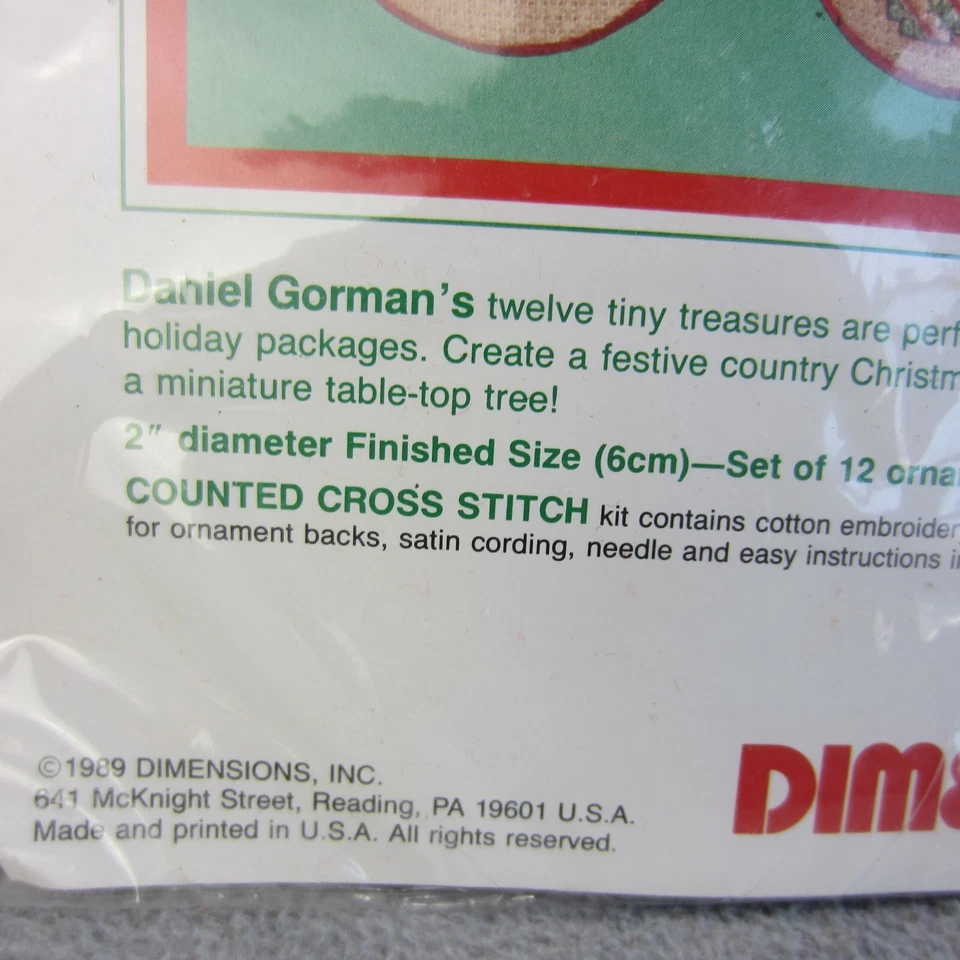 Kit de Adornos de Navidad Vintage Dimensión Memorias Punto de Cruz 8374 Daniel Foto 4 de 4