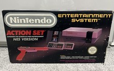 Nintendo Entertainment System Action Set Box Zapper  Working NES No Game