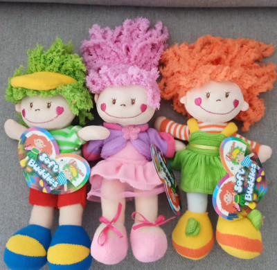 Toi toys Puppe Sie wählen eine Puppe aus  liste.ca 22 cm  neu mit etiket