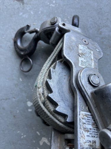 Little Mule Model 300-9 Lineman’s strap Hoist Ratcheting Strap Hoist Come A Long - Picture 20 of 23
