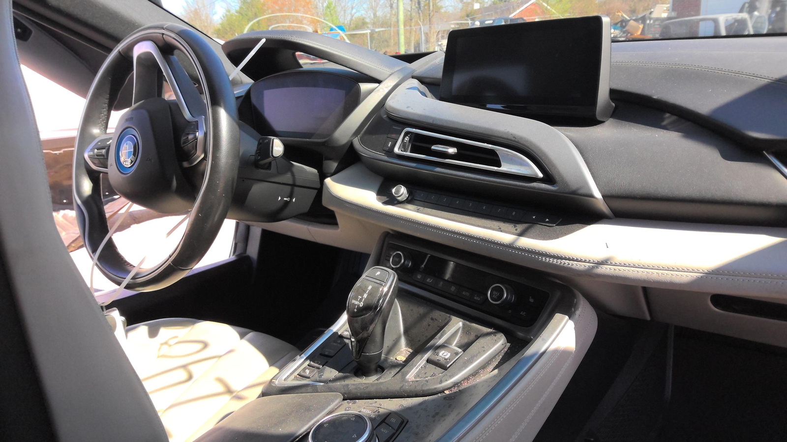 Rear Seat Belt BMW I8 Right 15