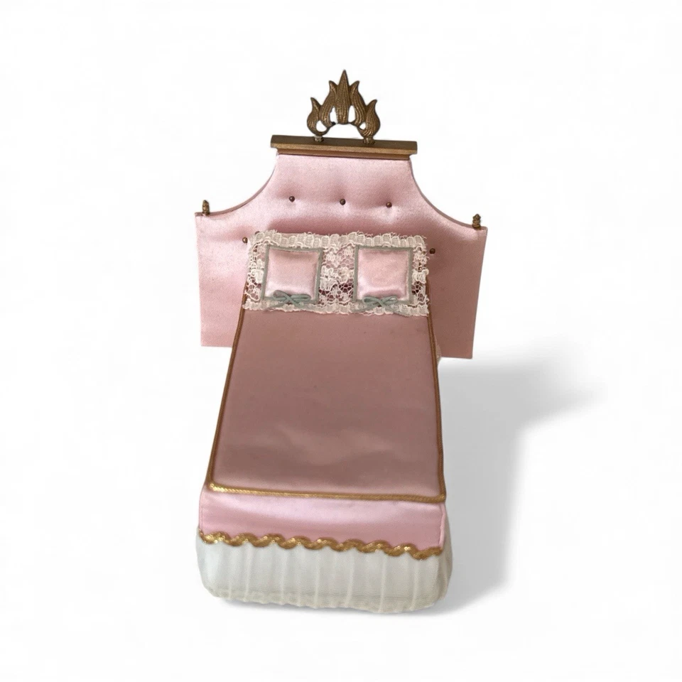 Ideal Petite Princess Fantasy Dollhouse Furniture PINK Bed Chaise Lounge Vanity - Image 2 of 4