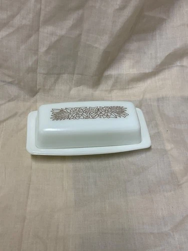 Vintage Woodland brown floral pattern butter dish with lid