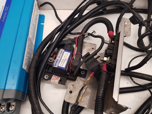 ANTARES COTEK CSR2 INVERTER WITH SOCKET & WIRING 90848ASC H95007302 - Picture 3 of 14